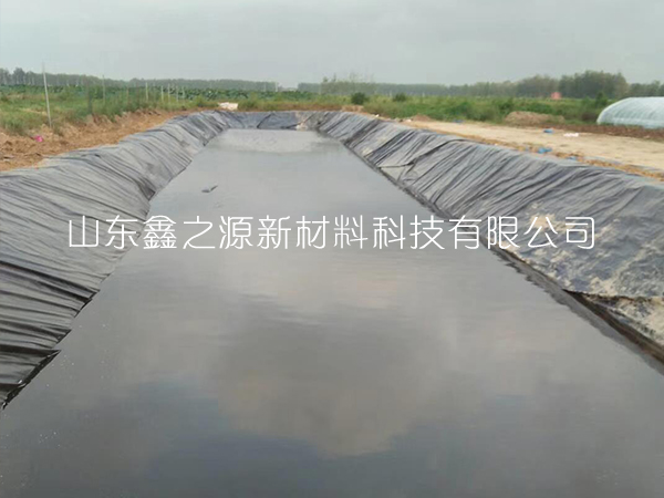 鋪設(shè)hdpe土工膜時(shí)可進(jìn)行無縫連接嗎？