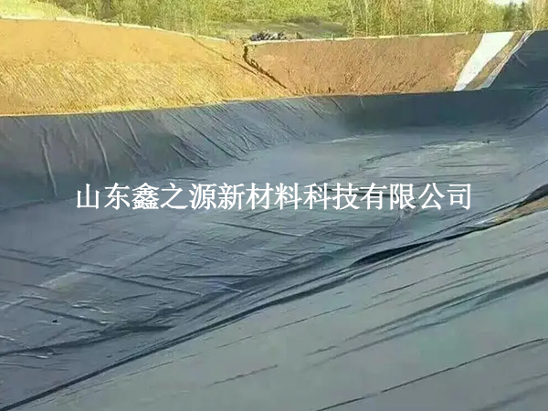 魚(yú)塘防滲膜的鋪設(shè)過(guò)程需要避免哪些問(wèn)題？